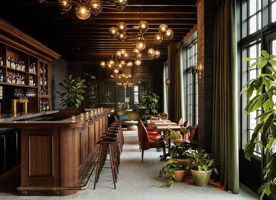 Kamper's indoor bar