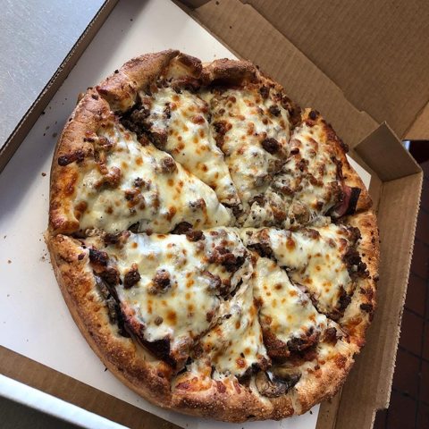 Gregg's Pizza & Bar-B-Que: Gregg's Pizza & Bar-B-Que food photo