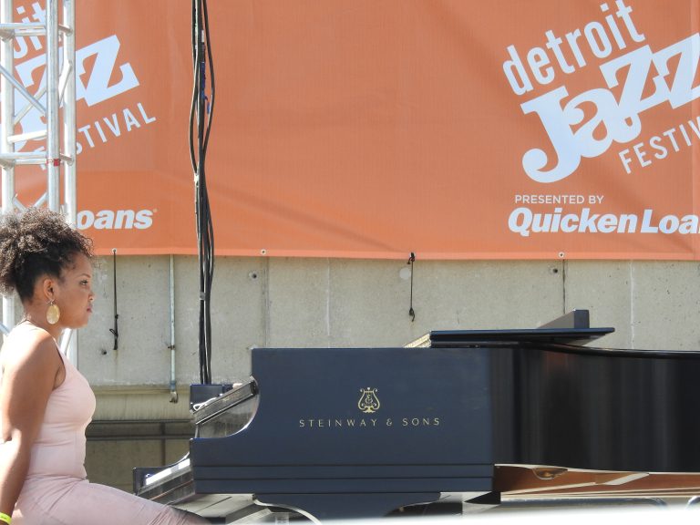 Alexis Lombre Trio — Organizer image
