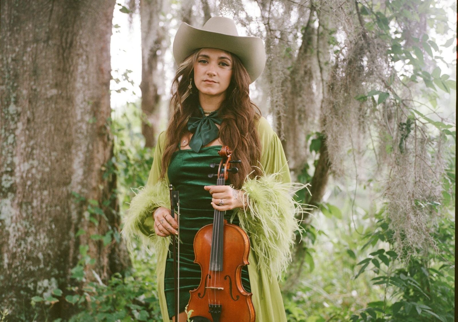 Sierra Ferrell – Shoot For The Moon Tour — Organizer image