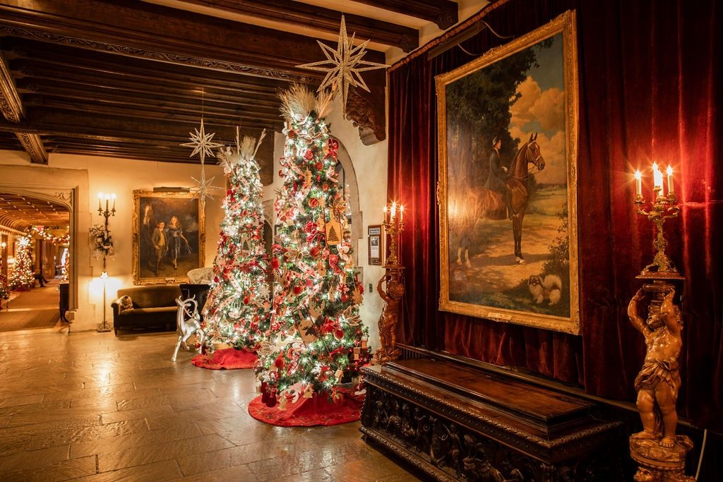 Holiday Walk: Senior Day — Organizer image