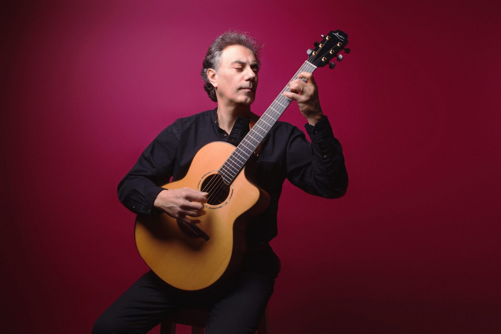 Pierre Bensusan – Egy gitár, egy hang – 50. évforduló — Szervezői kép