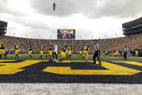 Egyetemi férfi tenisz: Michigan–M15 Ann Arbor — Szervezői kép