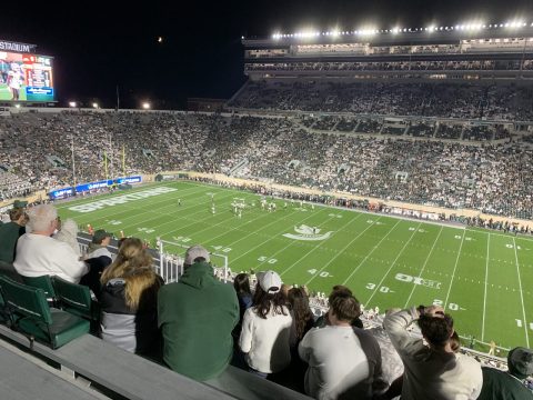 Egyetemi gyeplabda: Michigan State–Indiana (Senior Celebrations) — Szervezői kép