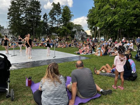 Mesedélután a parkban — Szervezői kép