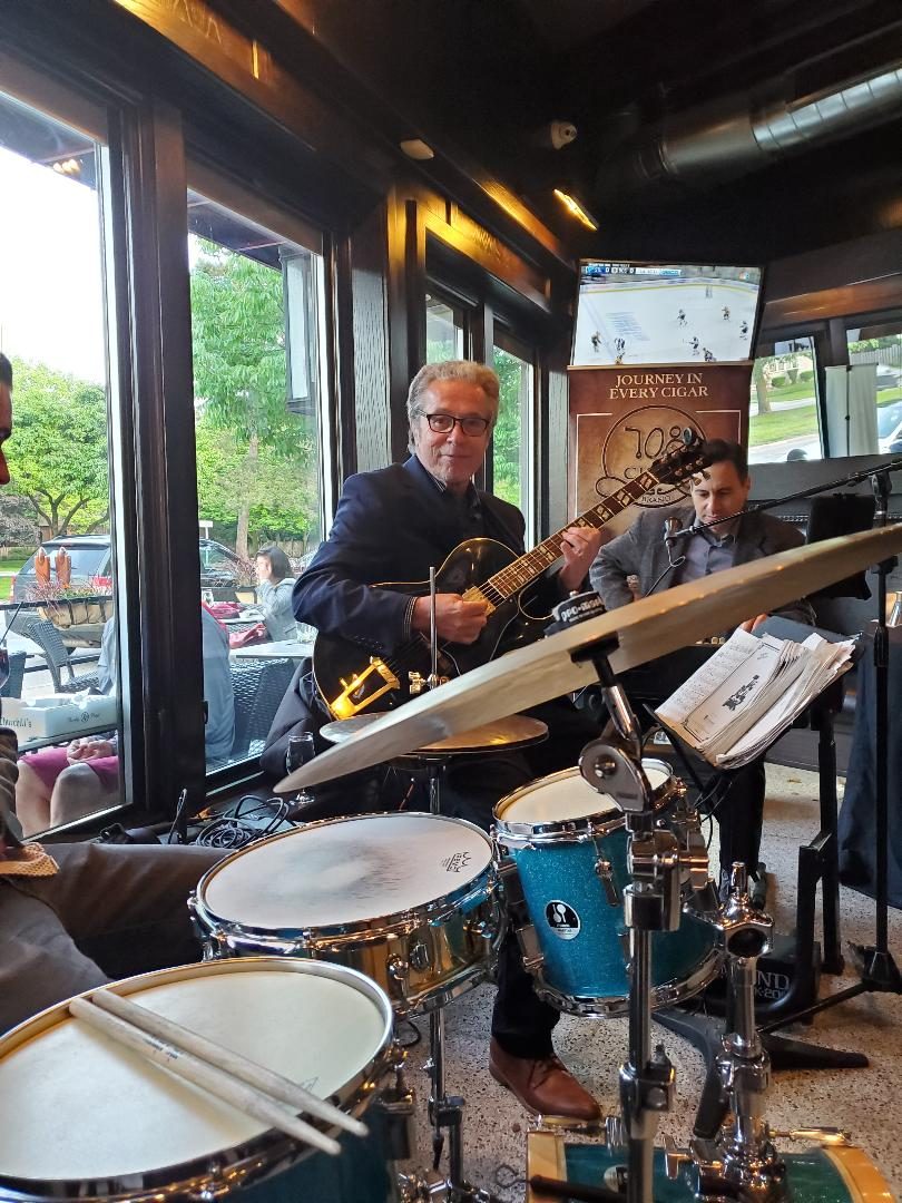The Andy Perri Trio — Organizer image
