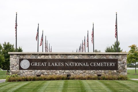 Giving Back: önkéntes nap a Great Lakes National Cemeteryben — Szervezői kép