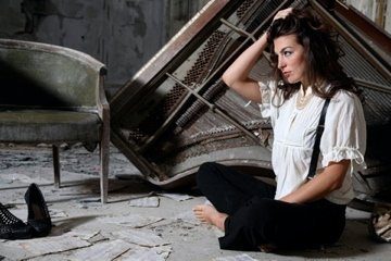 Nicole New — Szervezői kép