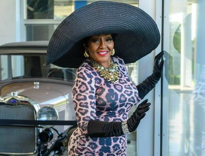 Lady Vonne — Organizer image