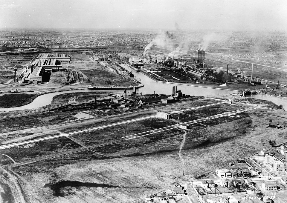 A River Rouge gyár madártávlatból 1927 körül; 1928-ra ez lett a világ legnagyobb integrált gyára
