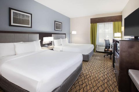 Guest room with two beds
