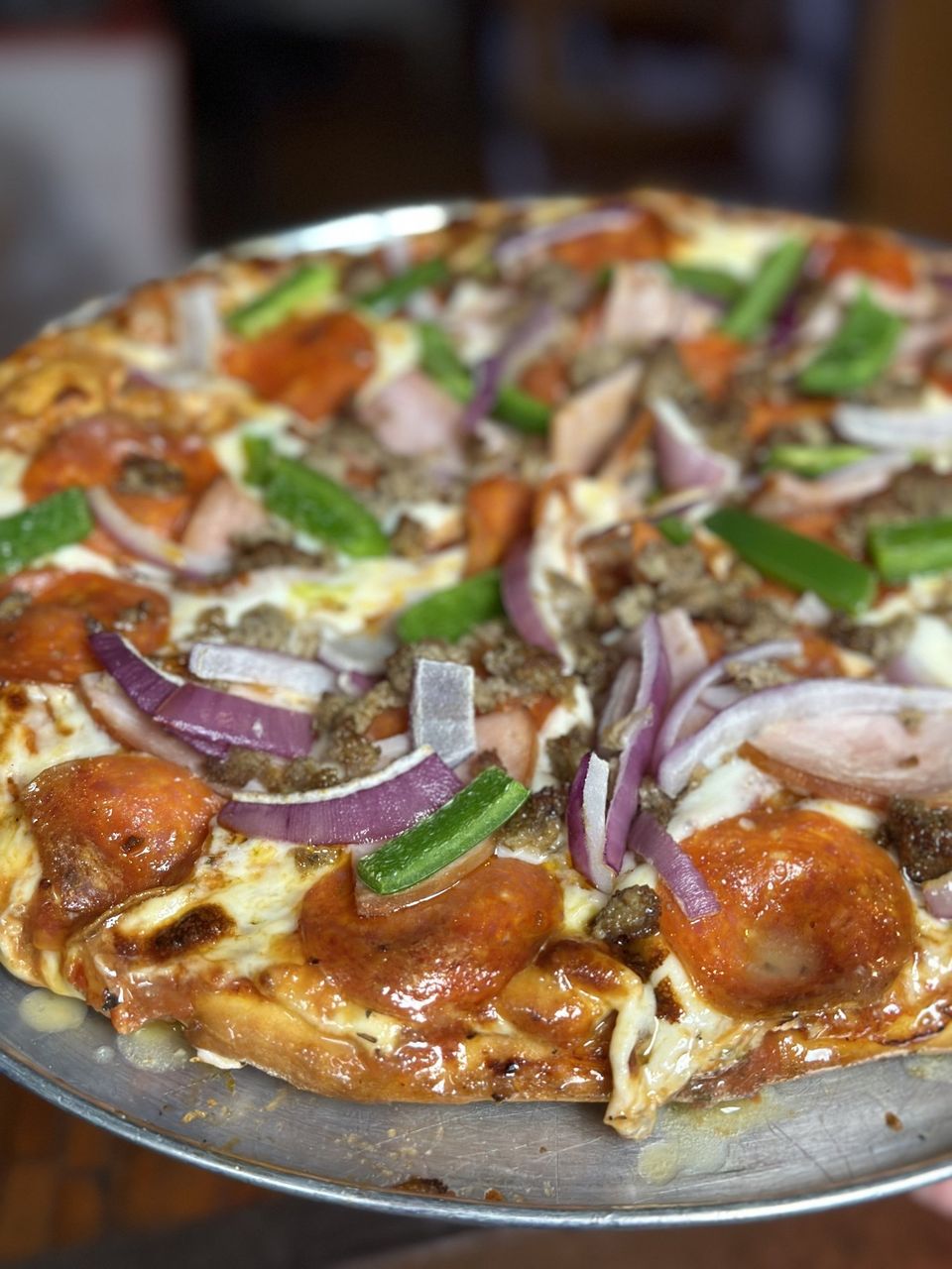 Frissen sült pizza a The WAB-ban