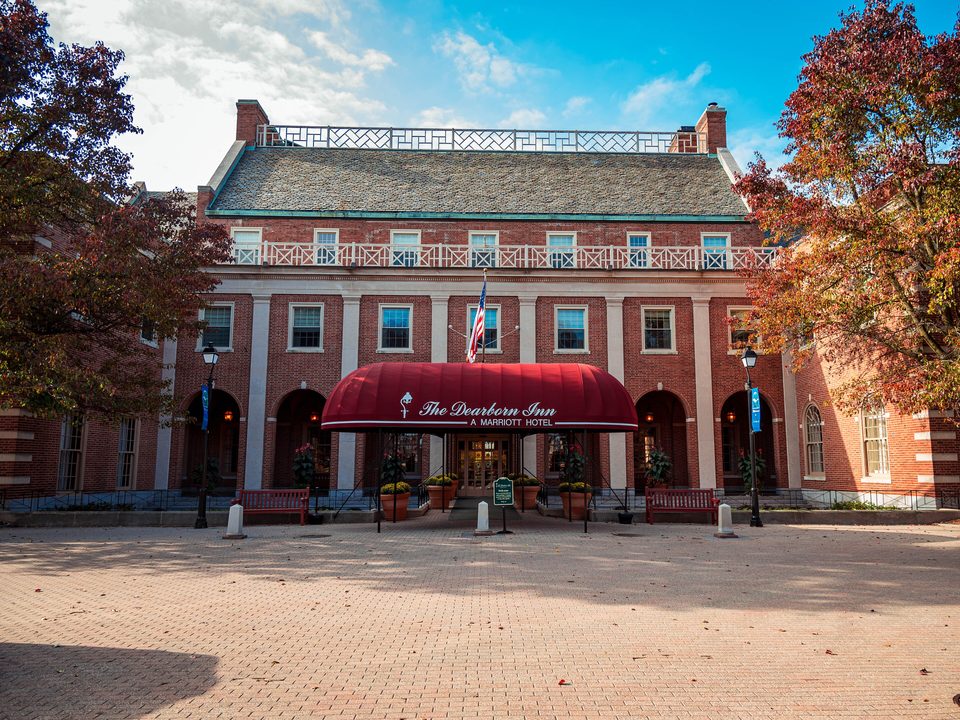 Dearborn Inn, Autograph Collection — exterior