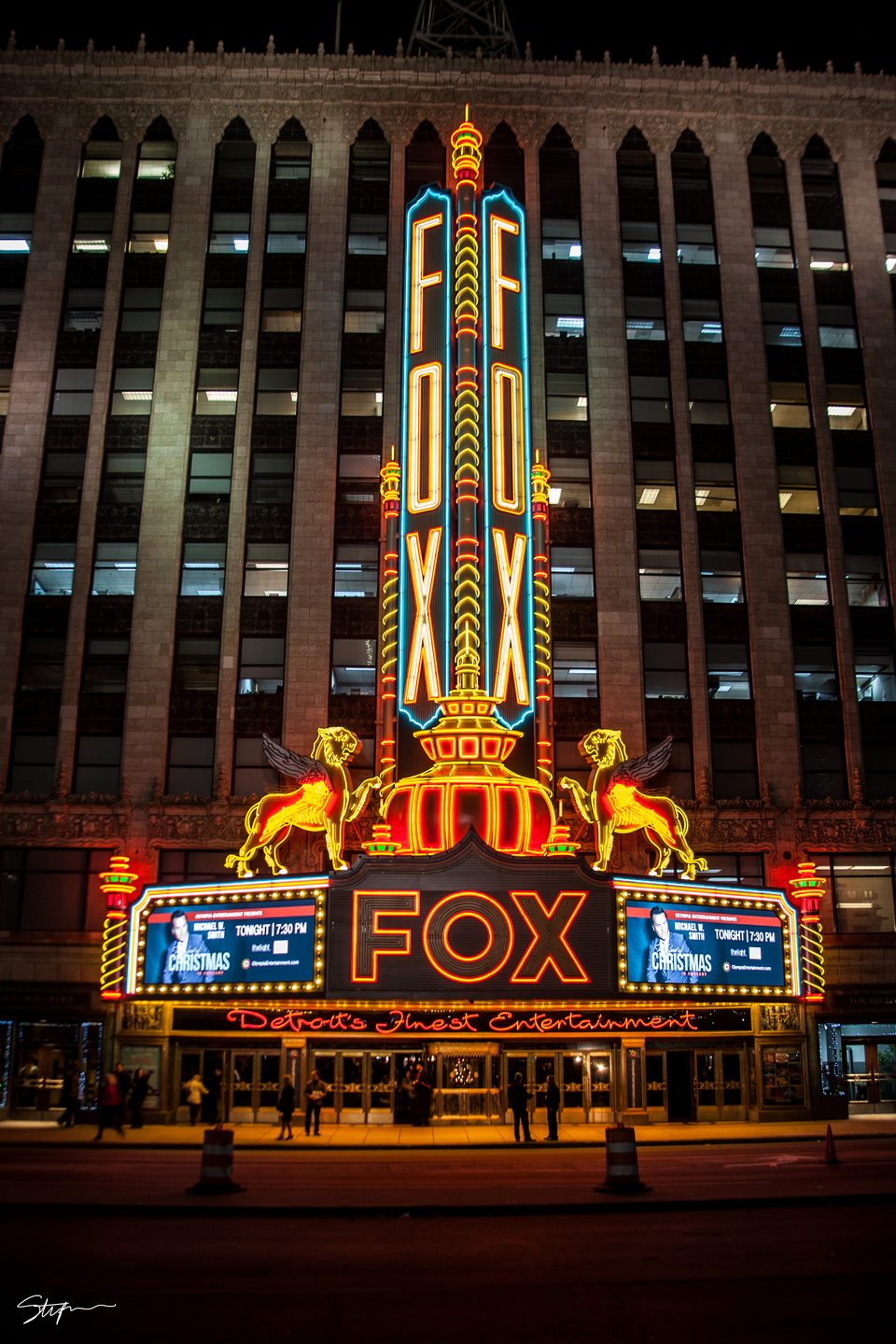 Fox Theatre — Fox Theatre marquee lit at night