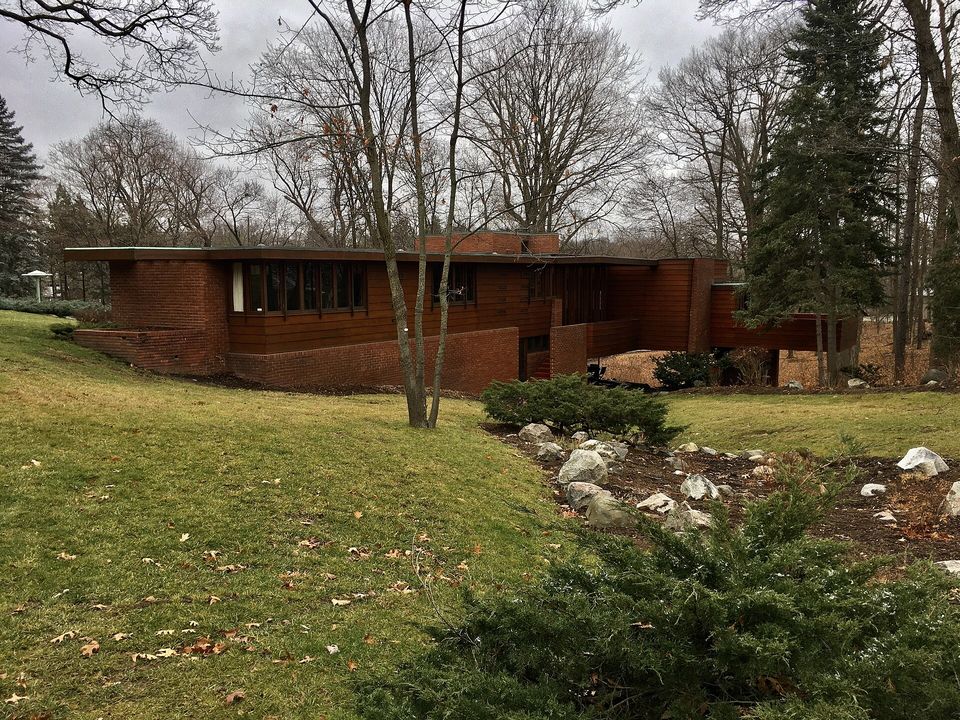 Frank Lloyd Wright's Affleck House from the west