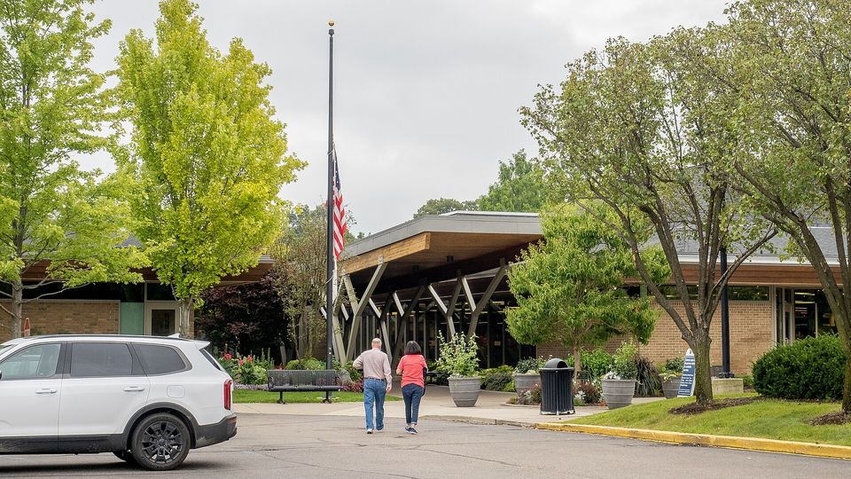 Bloomfield Township Public Library