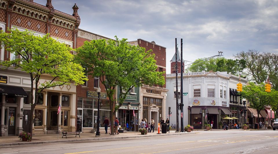 Downtown Howell along Grand River Avenue