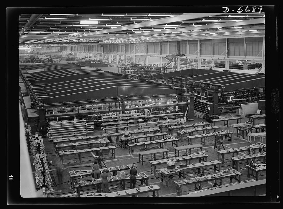 A Willow Run bombázógyár csarnoka a második világháború idején