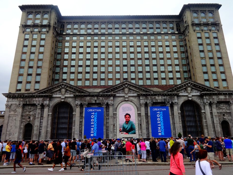 Crowds at the open house after Ford’s purchase, 2018