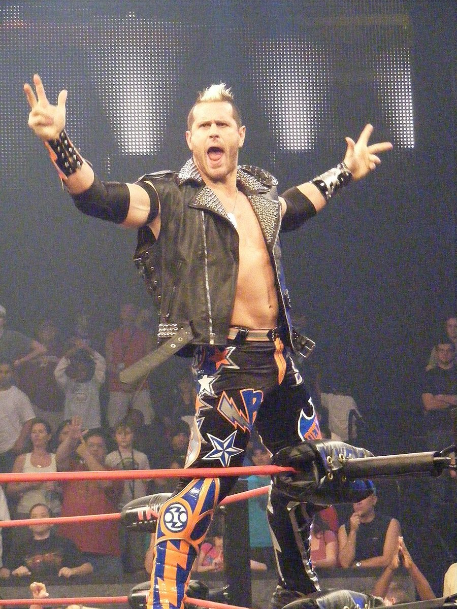 Alex Shelley portréja