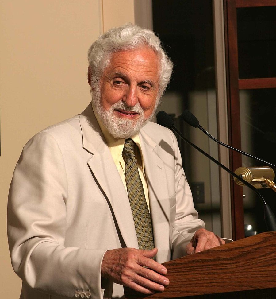 Carl Djerassi portréja