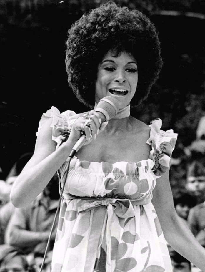 Freda Payne portréja