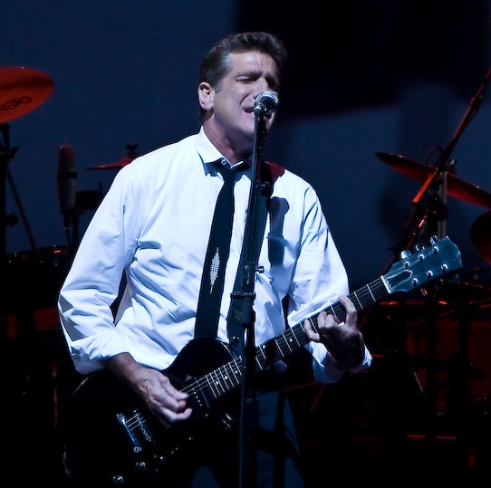 Glenn Frey portréja