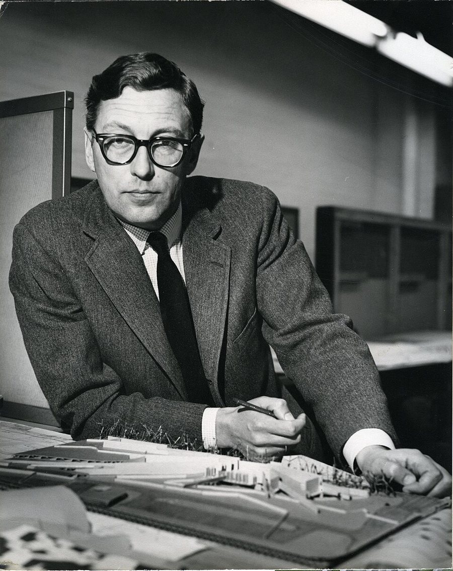 Gunnar Birkerts portréja