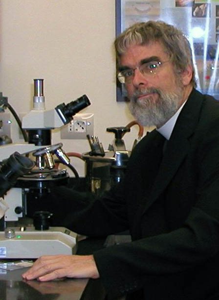 Guy Consolmagno portréja