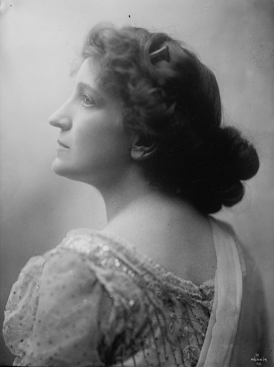 Portrait of Jessie Bonstelle