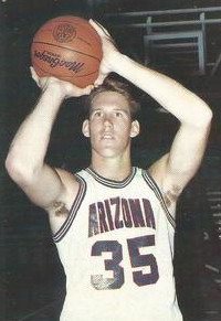 Jud Buechler portréja