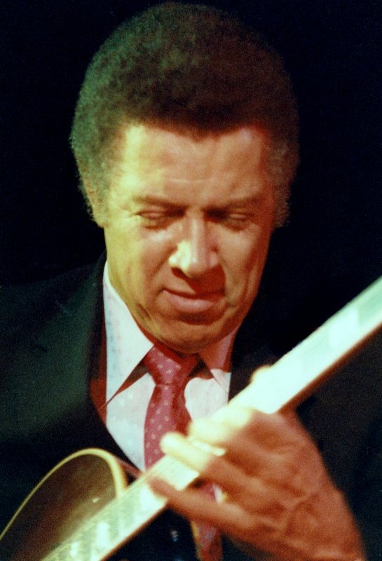 Kenny Burrell portréja