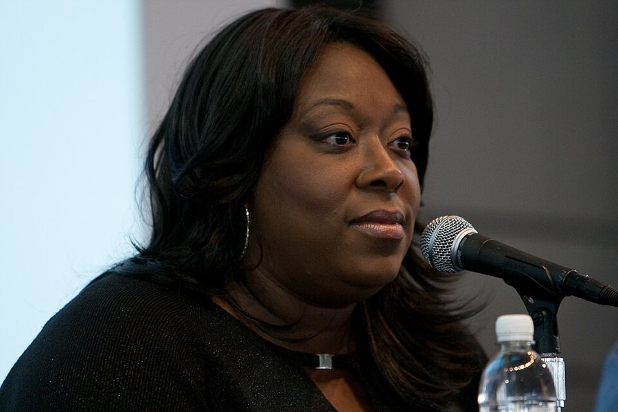 Loni Love portréja