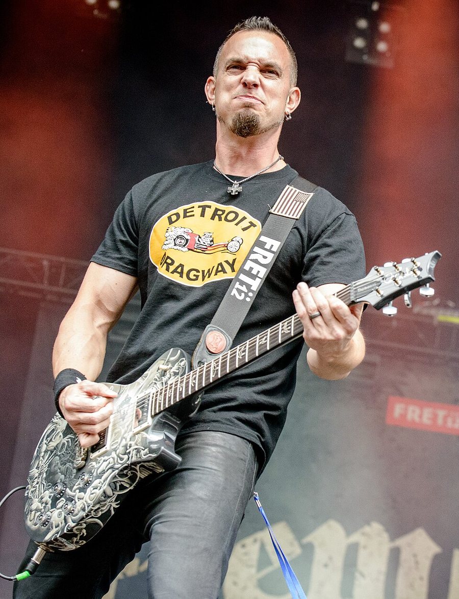 Portrait of Mark Tremonti
