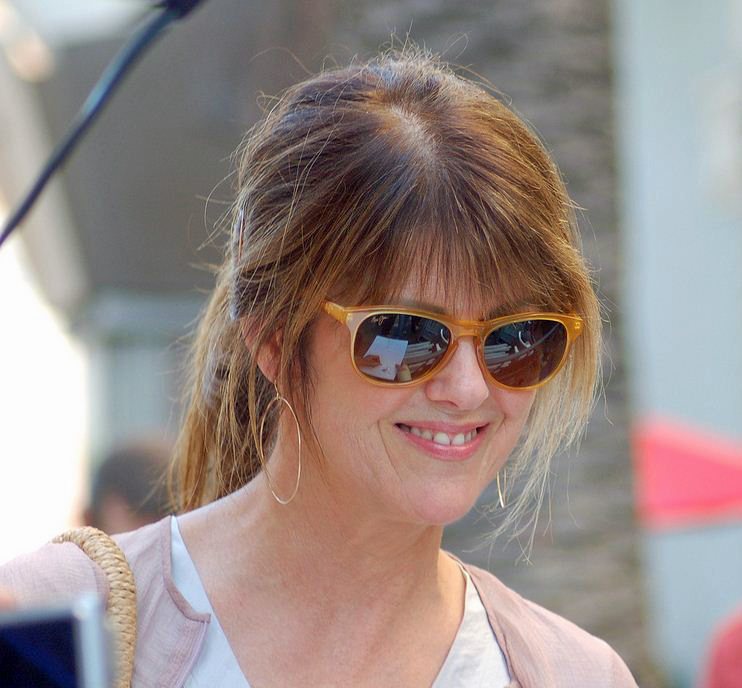 Pam Dawber portréja