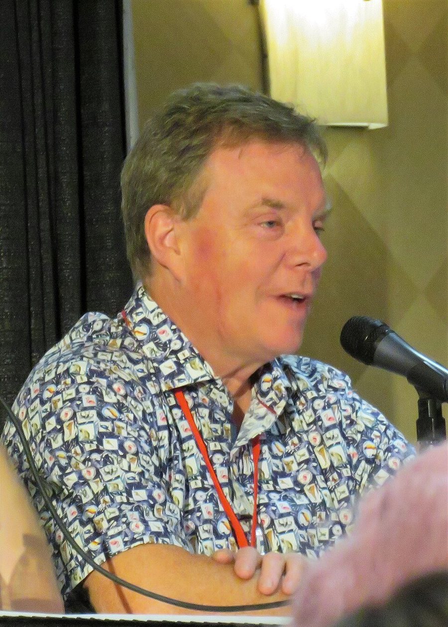 Portrait of Rob Tapert