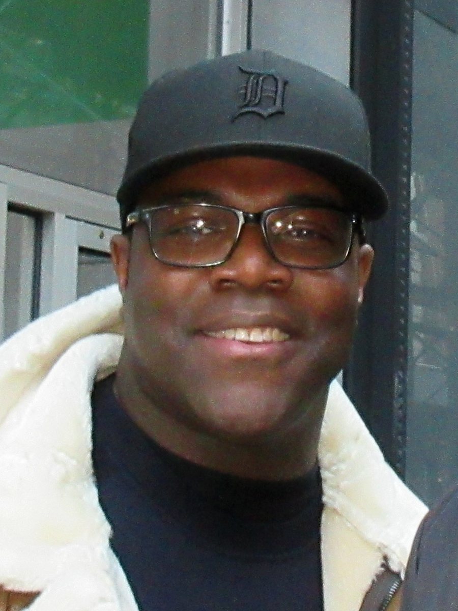 Sam Richardson portréja