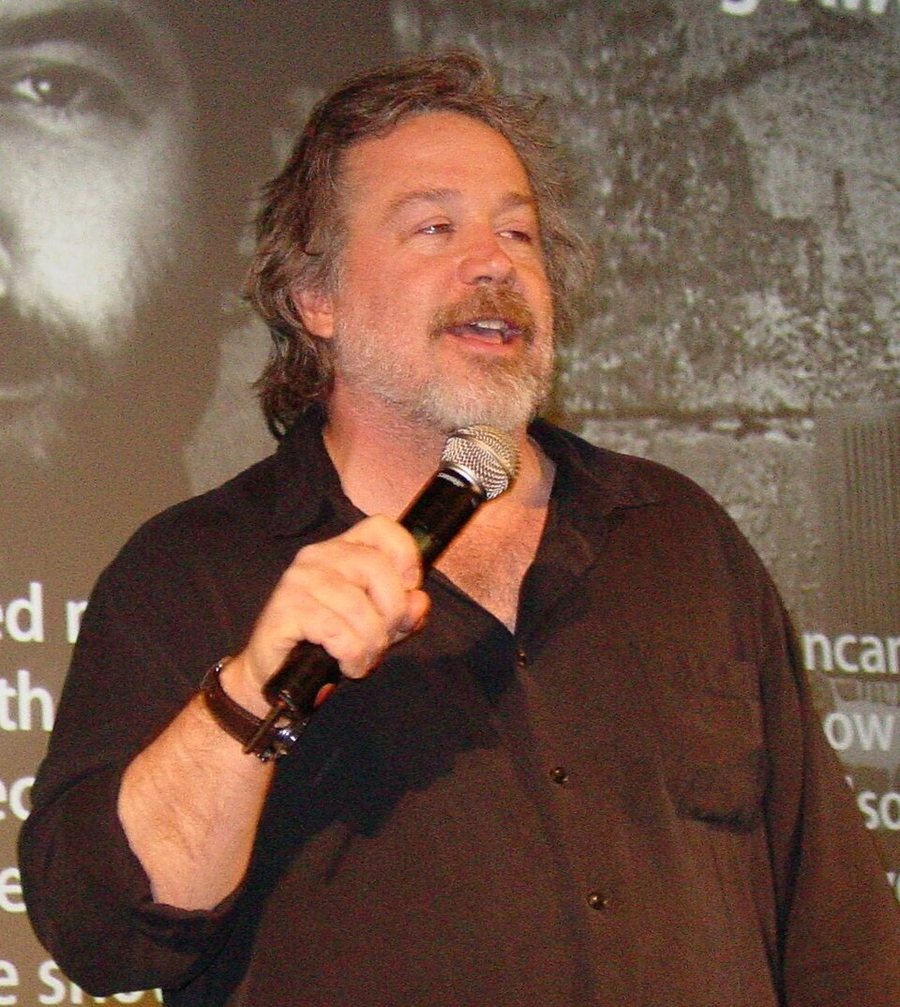 Tom Hulce portréja