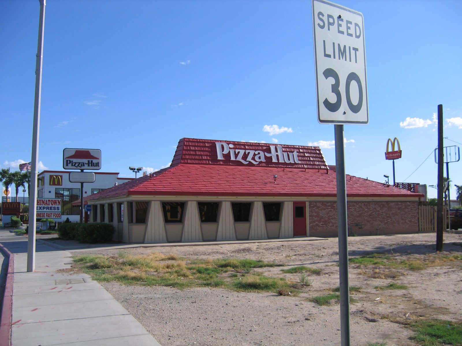 Illustration: a classic Red Roof Pizza Hut (Blythe, California), not this restaurant