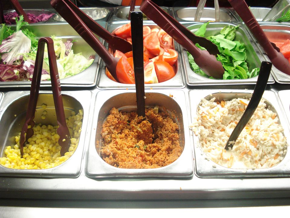 A Pizza Hut salad bar in Istanbul: the old habit lives on abroad