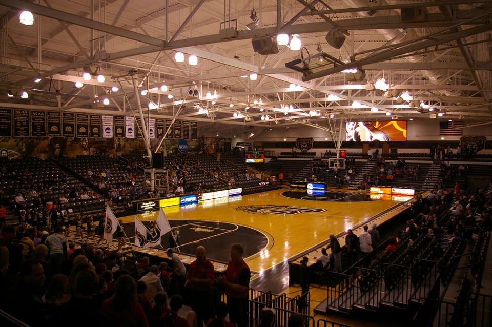 Basketball game in a full O'rena, before the 2023 renaming