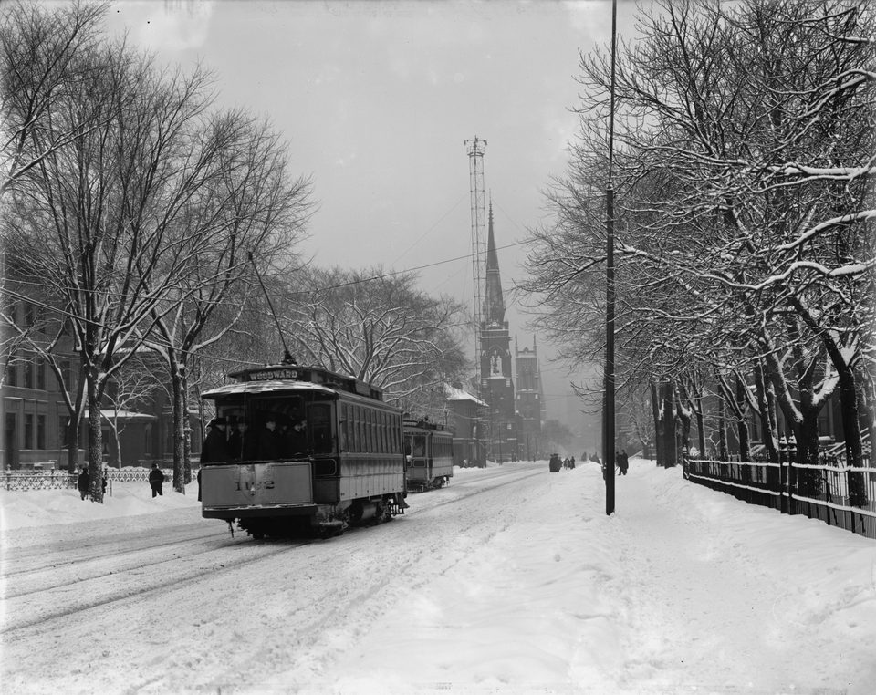 A streetcar on a snowy Woodward Avenue around 1900 (Detroit Publishing Co.)