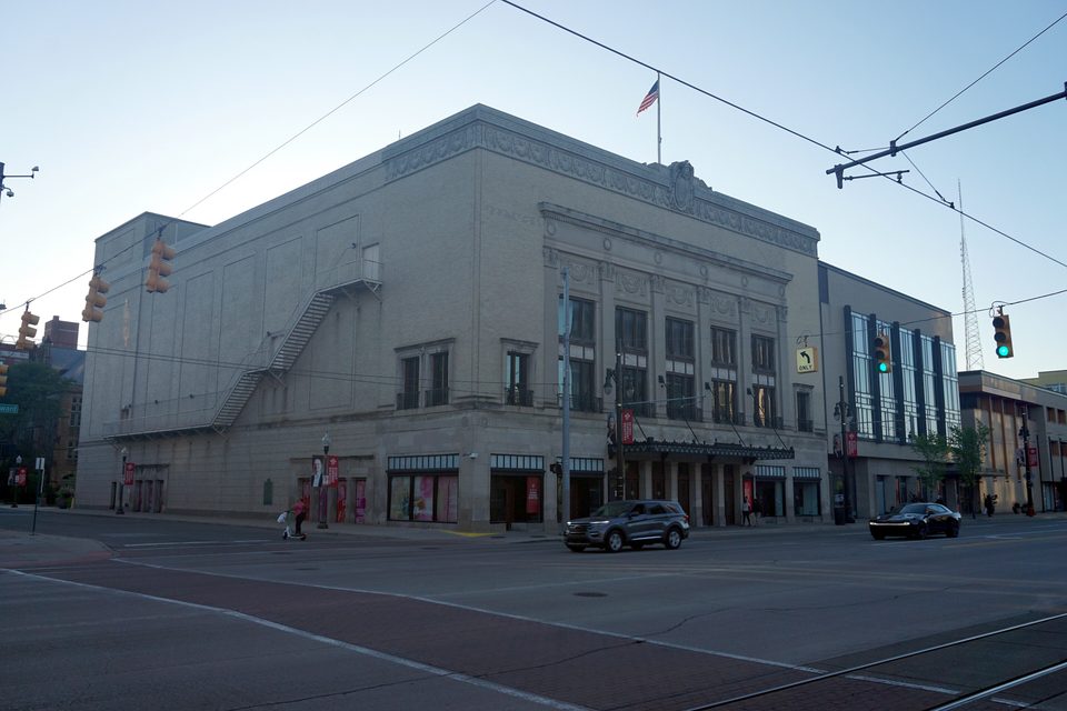 Orchestra Hall on Woodward, with the QLINE’s overhead wire above (2025)