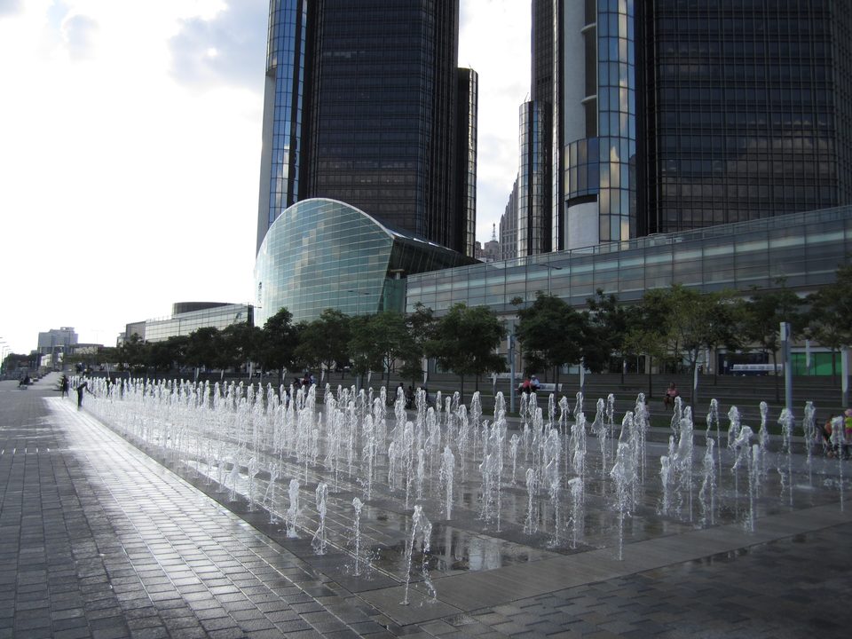 Fountains on the GM Plaza promenade, with the Wintergarden and the towers behind (2011)