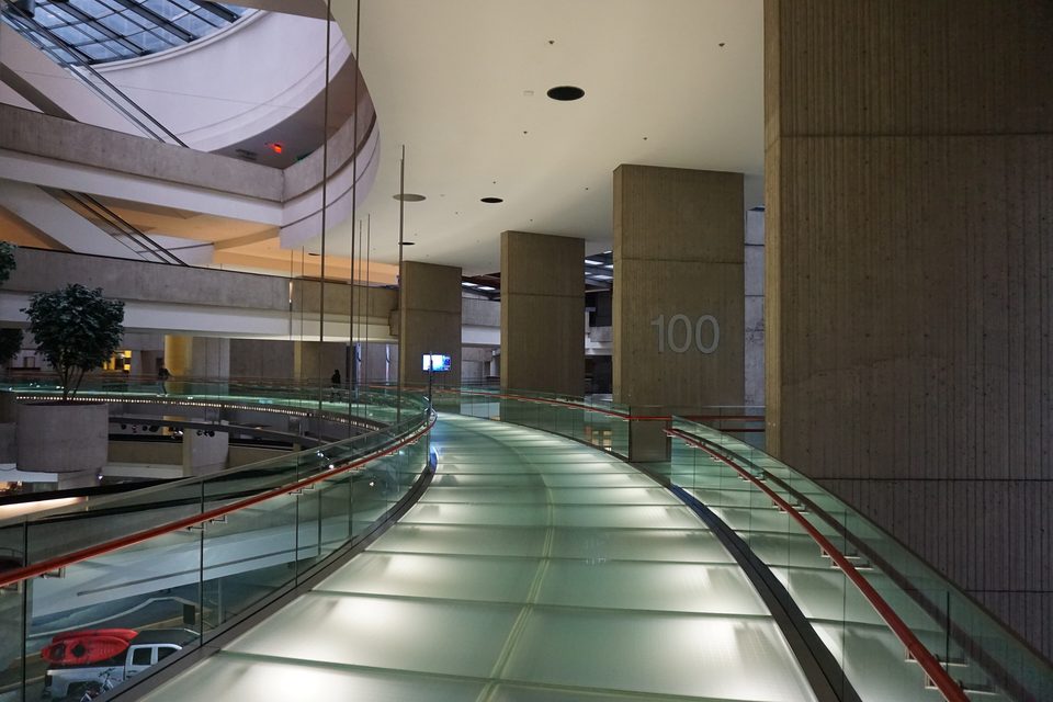 The circulation ring at the entrance to Tower 100, December 2015